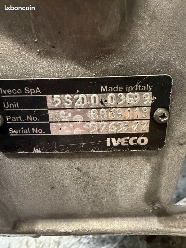 Boite de vitesses IVECO 2.8L 8869118 5S200 – Image 3